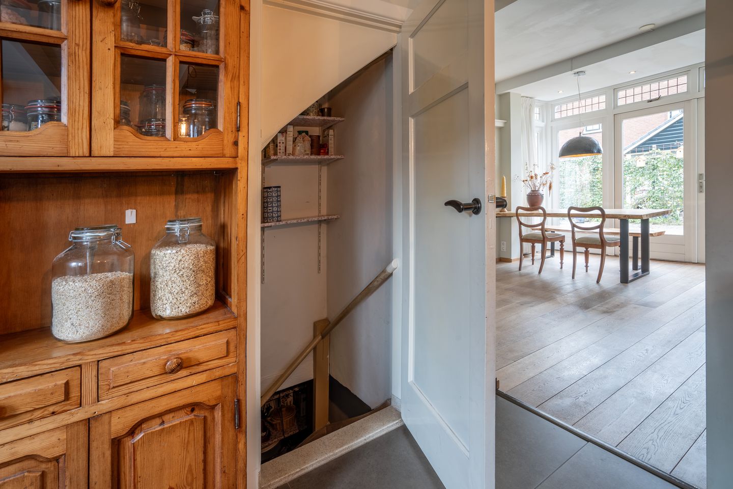 Foto 19 van Julianalaan 1