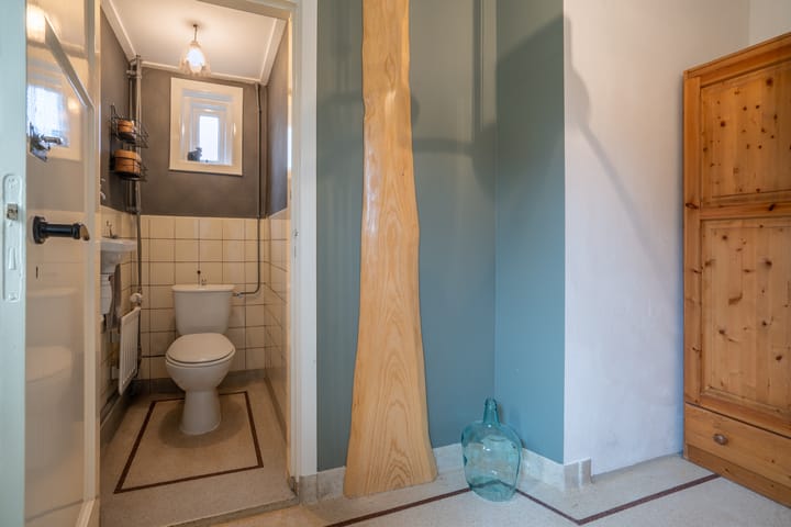 Photo 27 of Julianalaan 1