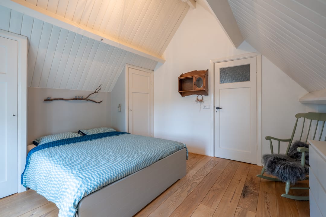 Foto 32 van Julianalaan 1