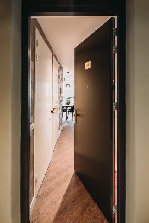 Photo 17 of Spuistraat 229-K