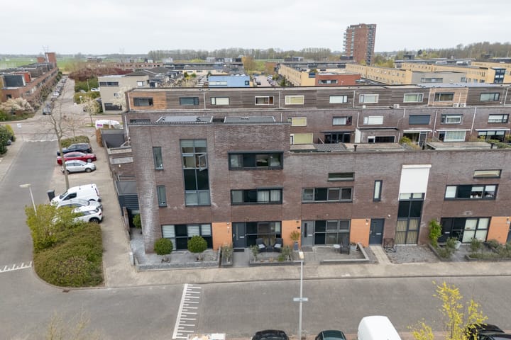 Foto 1 van Mambostraat 130