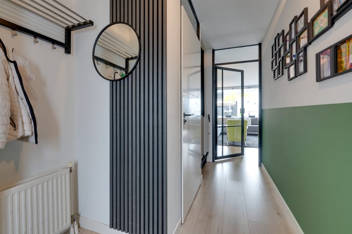 Foto 8 van Mambostraat 130