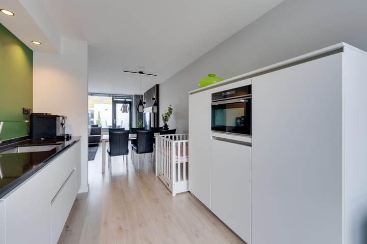 Foto 21 van Mambostraat 130