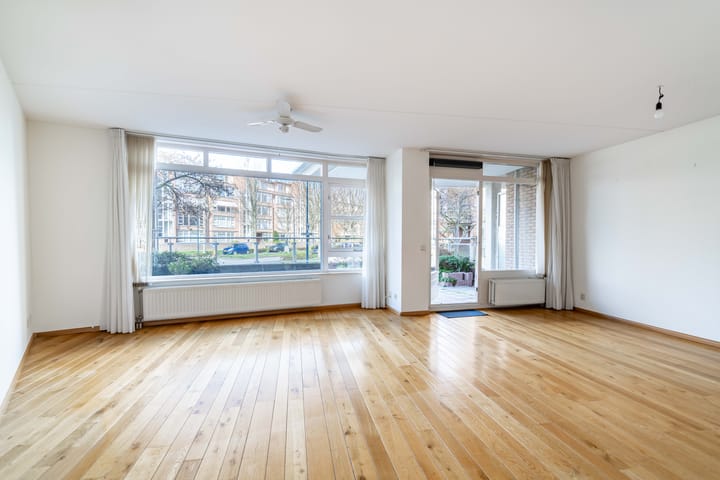 Foto 11 van Buizerdlaan 219