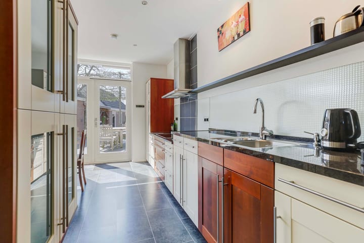 Foto 20 van Jachtlaan 256-2