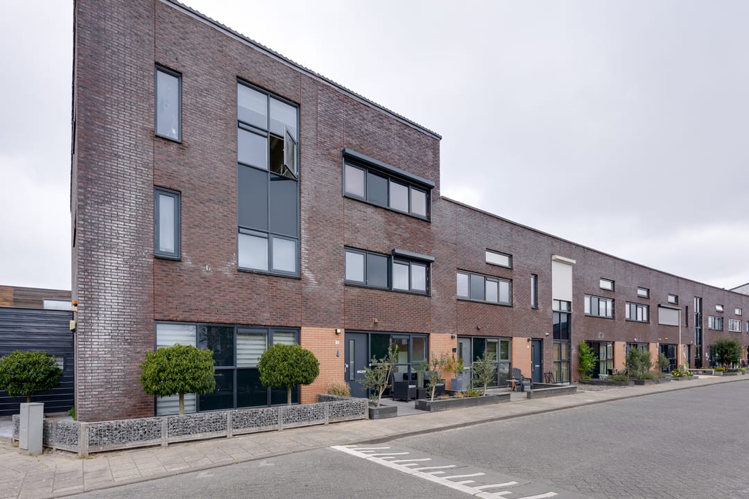 Photo 53 of Mambostraat 130