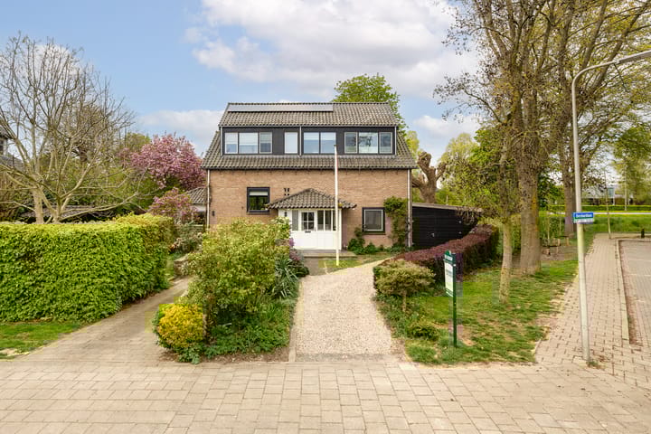 Photo 46 of Bernhardlaan 57