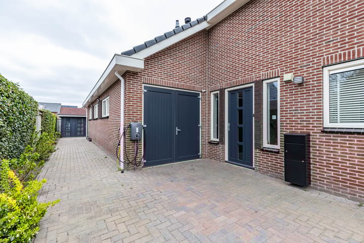 Foto 7 van Menkarstraat 31