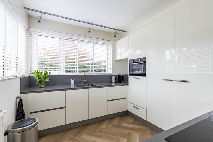 Foto 19 van Menkarstraat 31