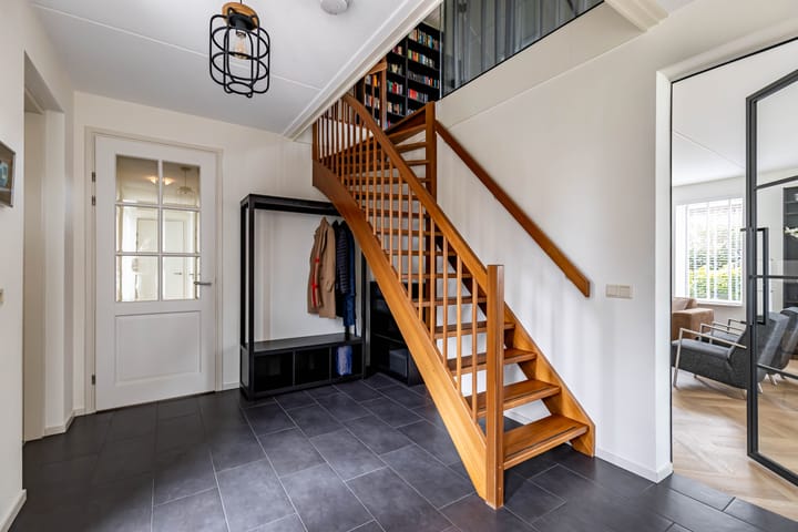 Foto 40 van Menkarstraat 31