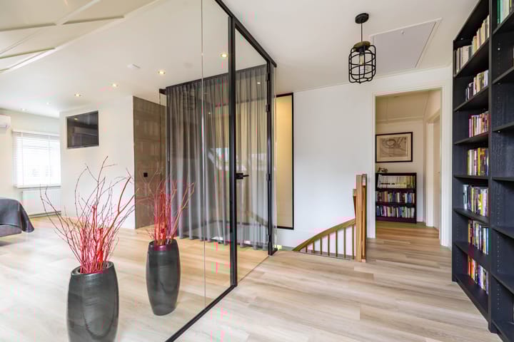 Foto 42 van Menkarstraat 31