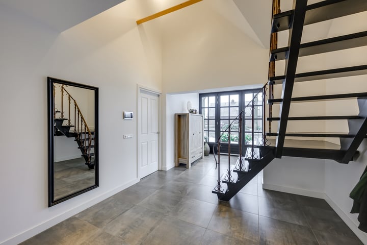 Photo 8 of Rustenburgstraat 6-B