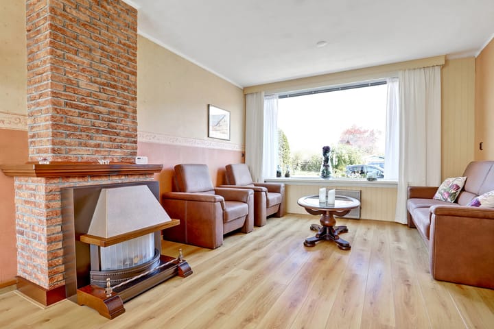 Foto 2 van Esdoornlaan 10