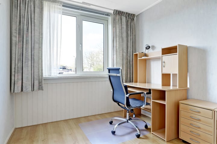 Foto 20 van Esdoornlaan 10