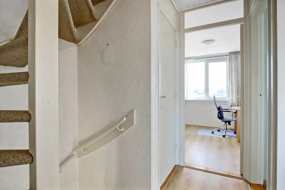 Foto 22 van Esdoornlaan 10