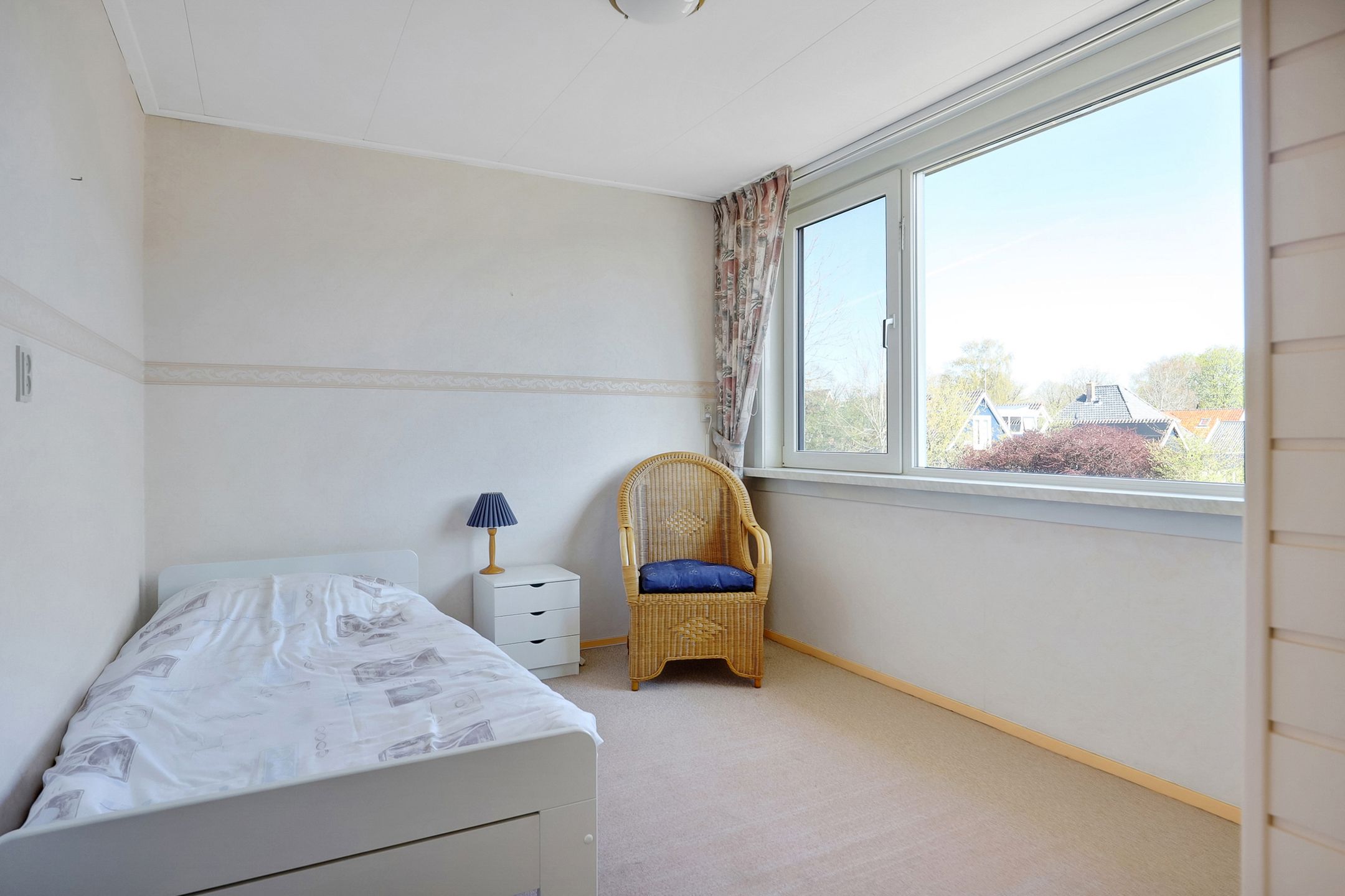 Foto 24 van Esdoornlaan 10