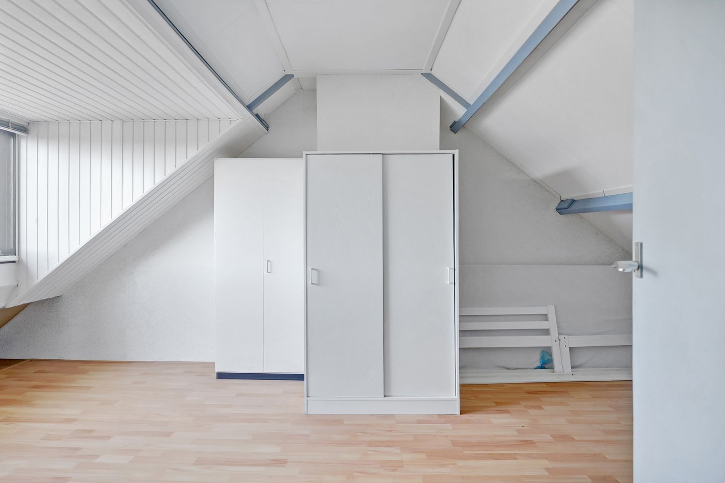 Foto 29 van Esdoornlaan 10