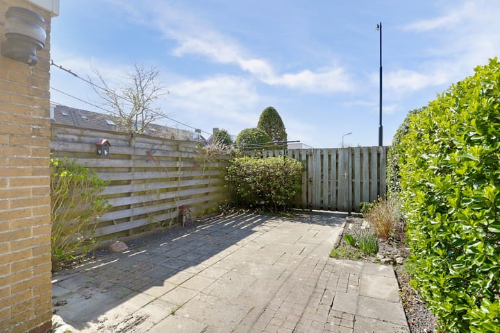 Foto 35 van Esdoornlaan 10