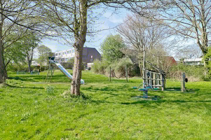 Foto 36 van Esdoornlaan 10