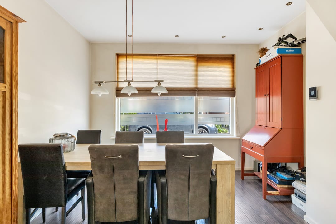 Photo 7 of Julianastraat 18