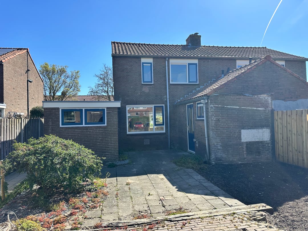 Photo 16 of Julianalaan 61