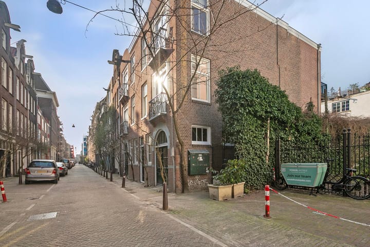Foto 12 van Rozenstraat 46-1L