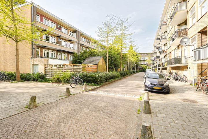 Foto 32 van Elegaststraat 13-3