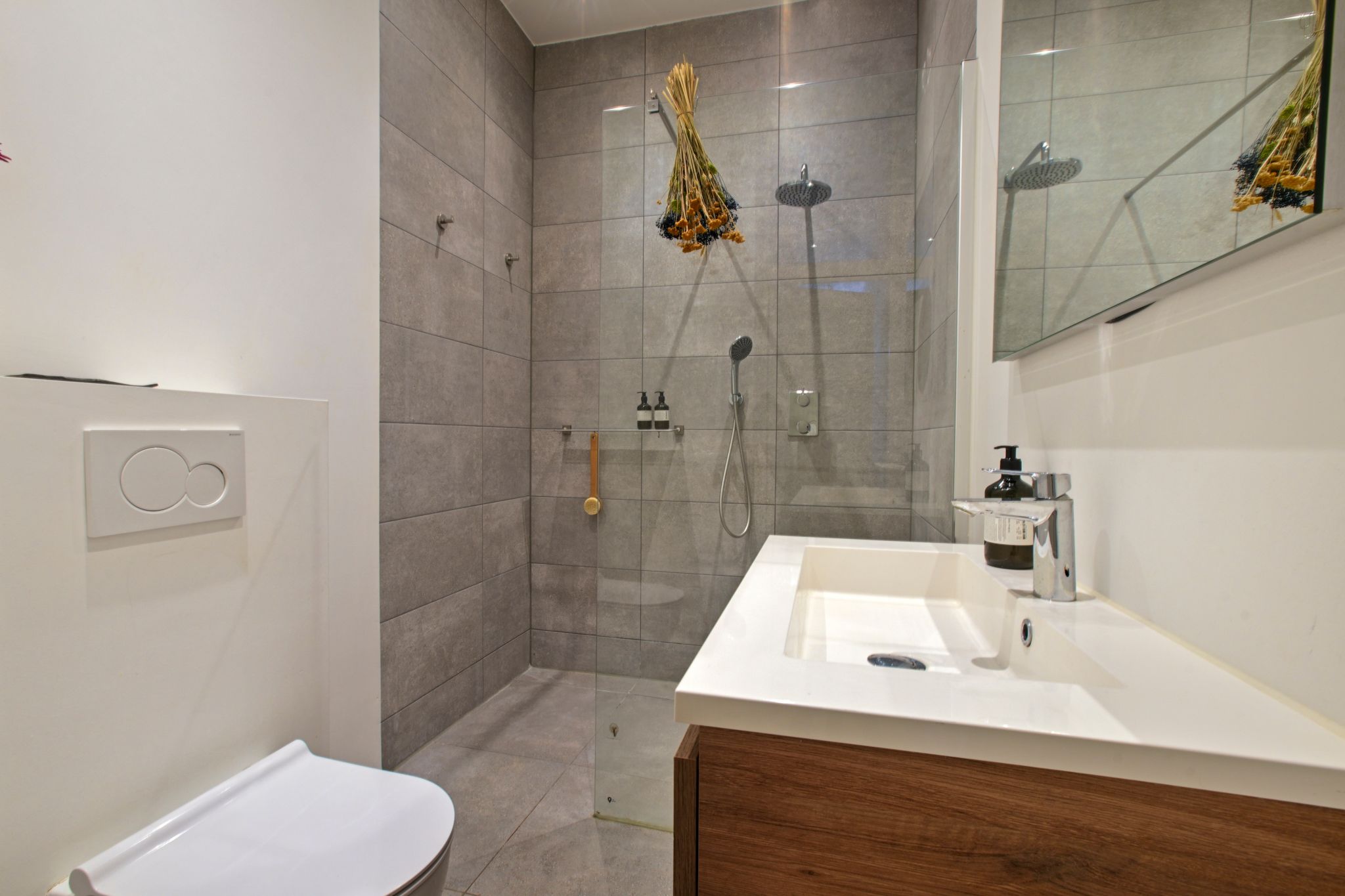 Foto 18 van Kanaalstraat 36-H