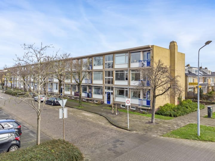 Foto 1 van Admiraal de Ruyterlaan 105