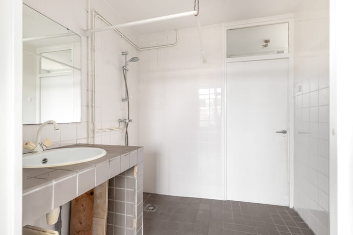 Foto 14 van Admiraal de Ruyterlaan 105