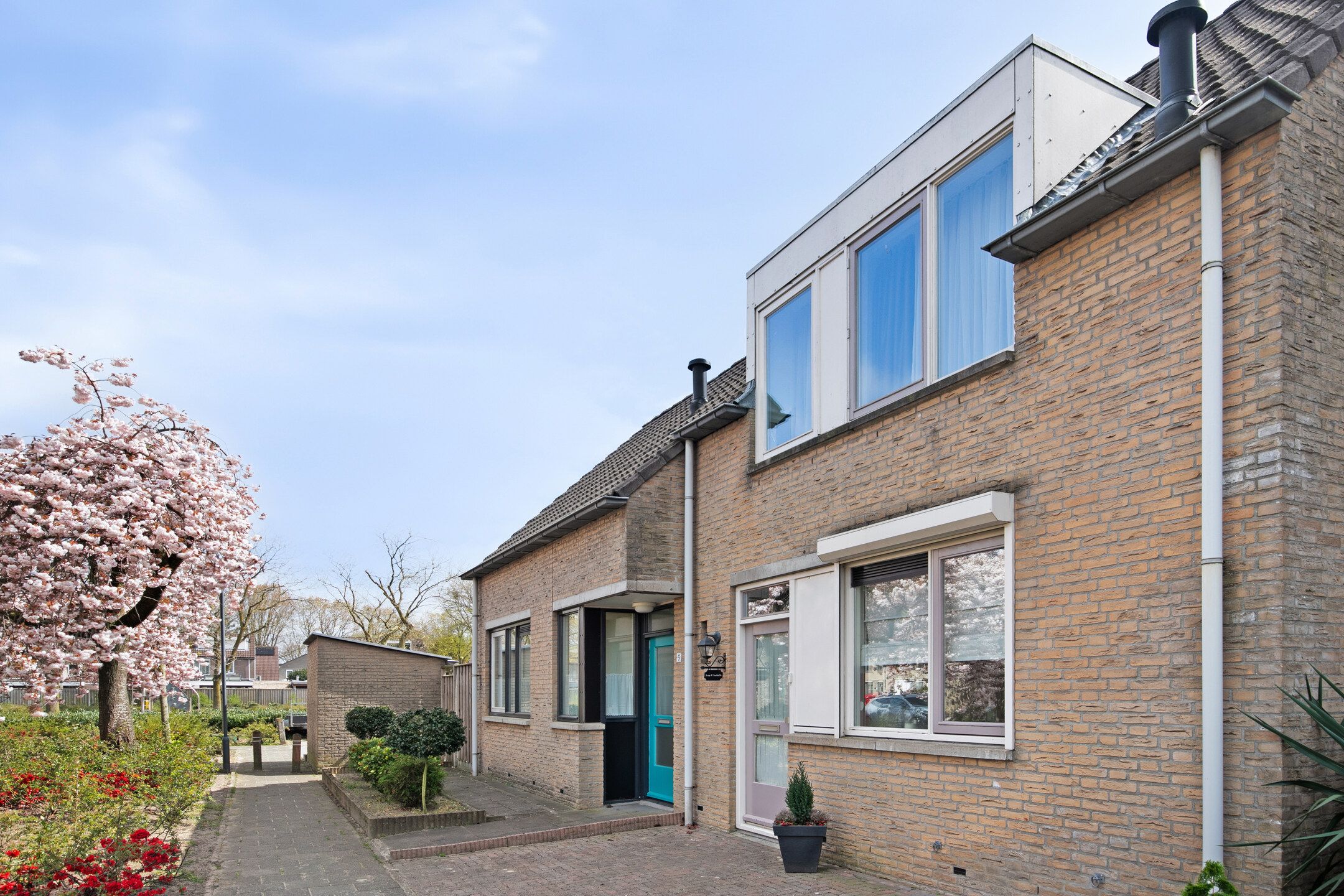 Foto 6 van Roerstraat 7