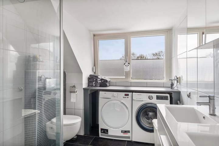 Foto 18 van Roerstraat 7