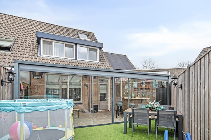 Foto 28 van Roerstraat 7