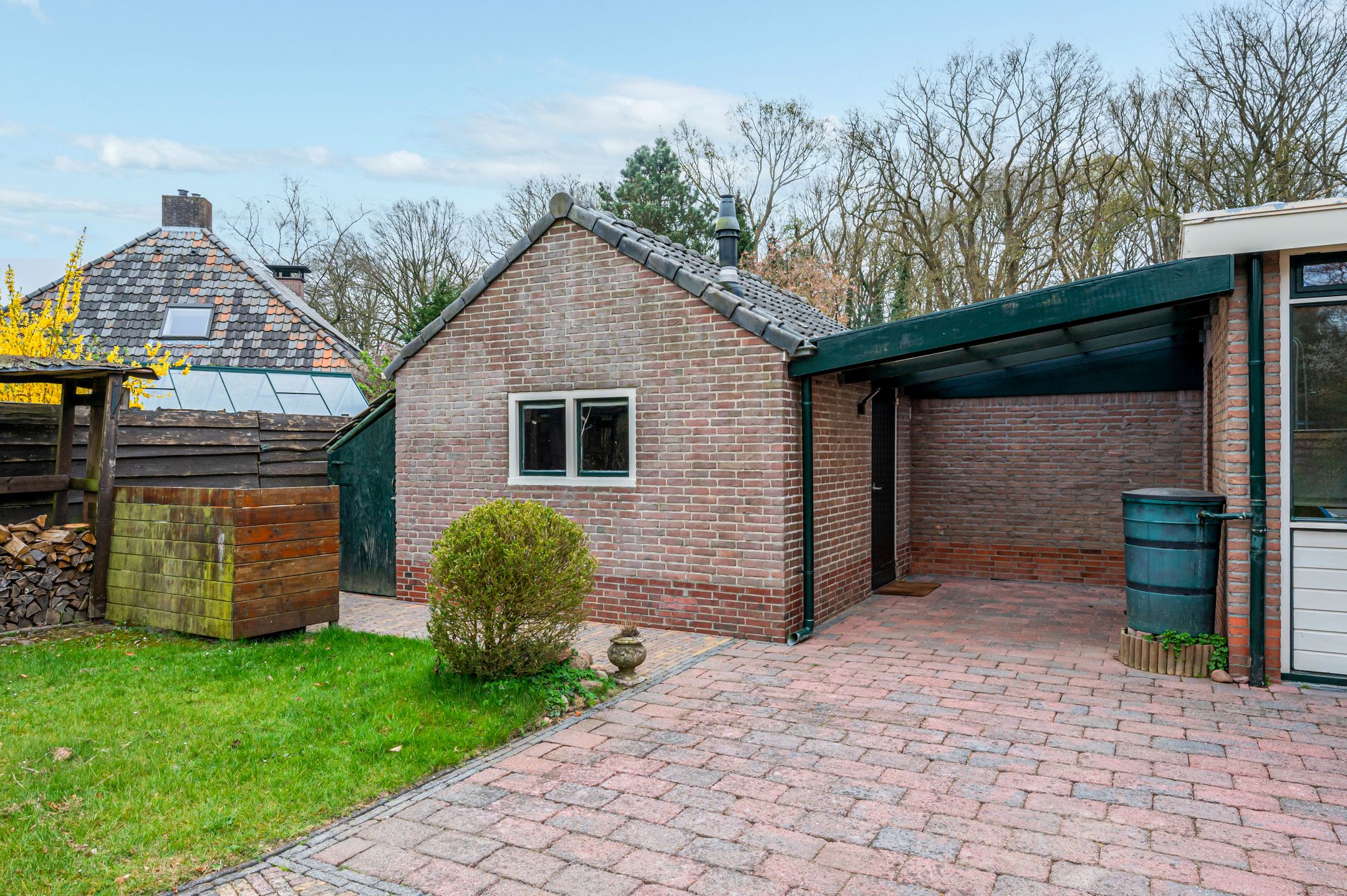 Photo 36 of Koningin Wilhelminalaan 8