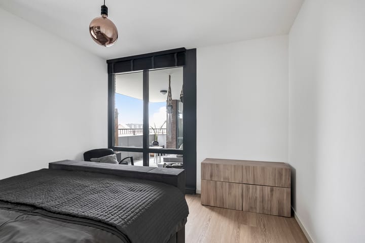 Photo 14 of Eshofsestraat 2-E