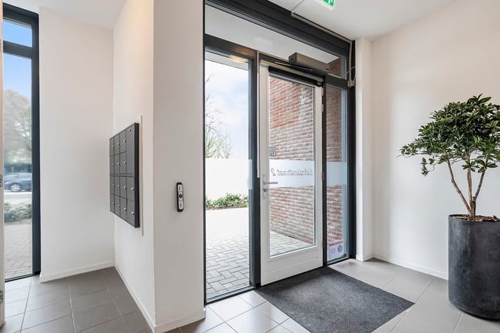 Photo 25 of Eshofsestraat 2-E