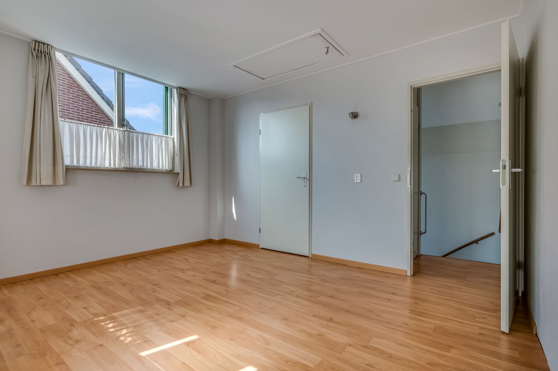 Foto 12 van Bijenlaan 19