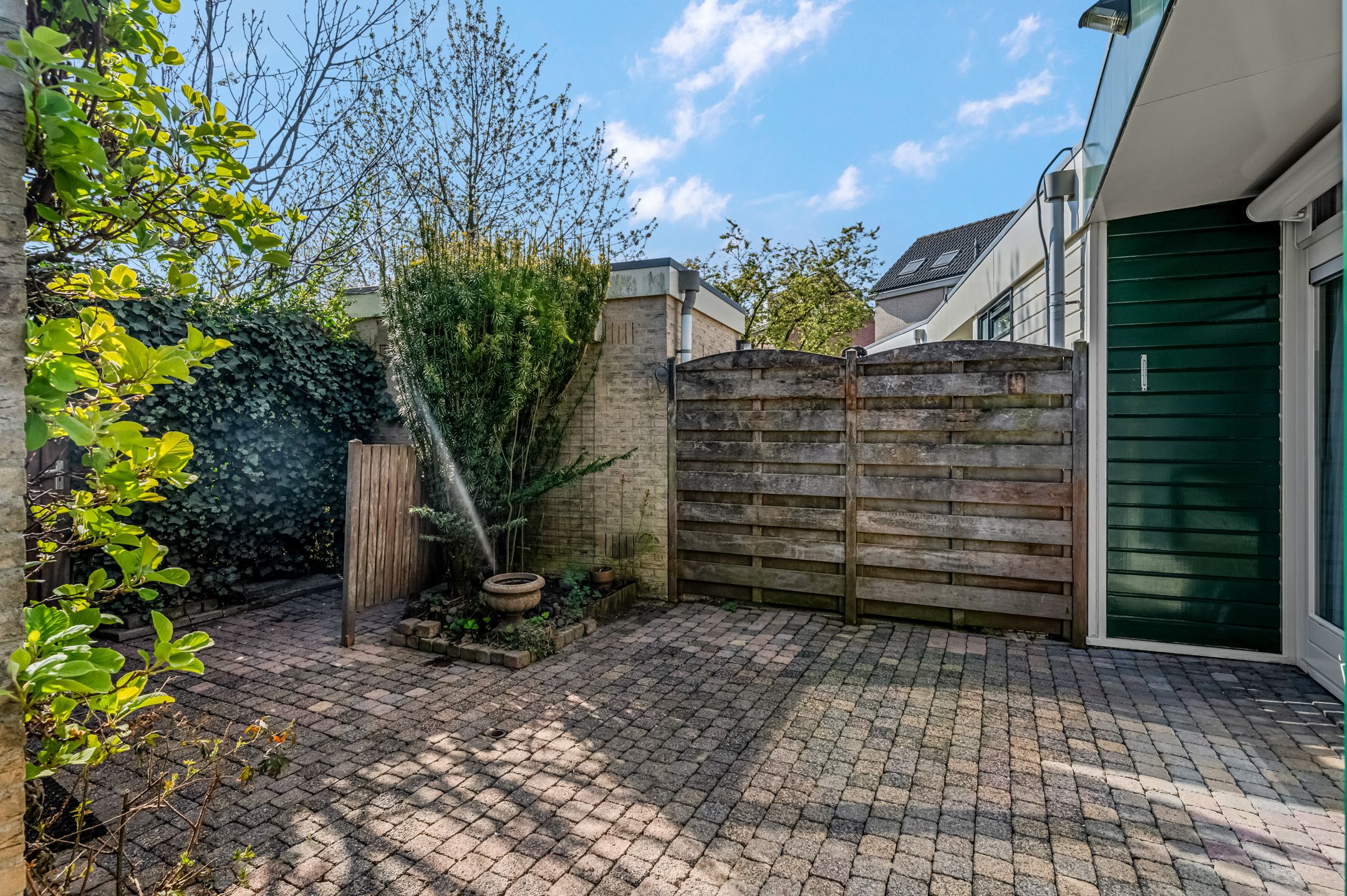 Foto 15 van Bijenlaan 19