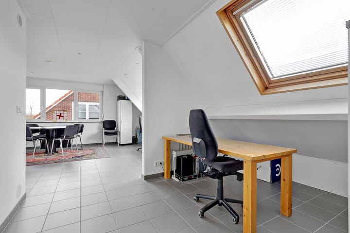 Foto 26 van Boomwei 15