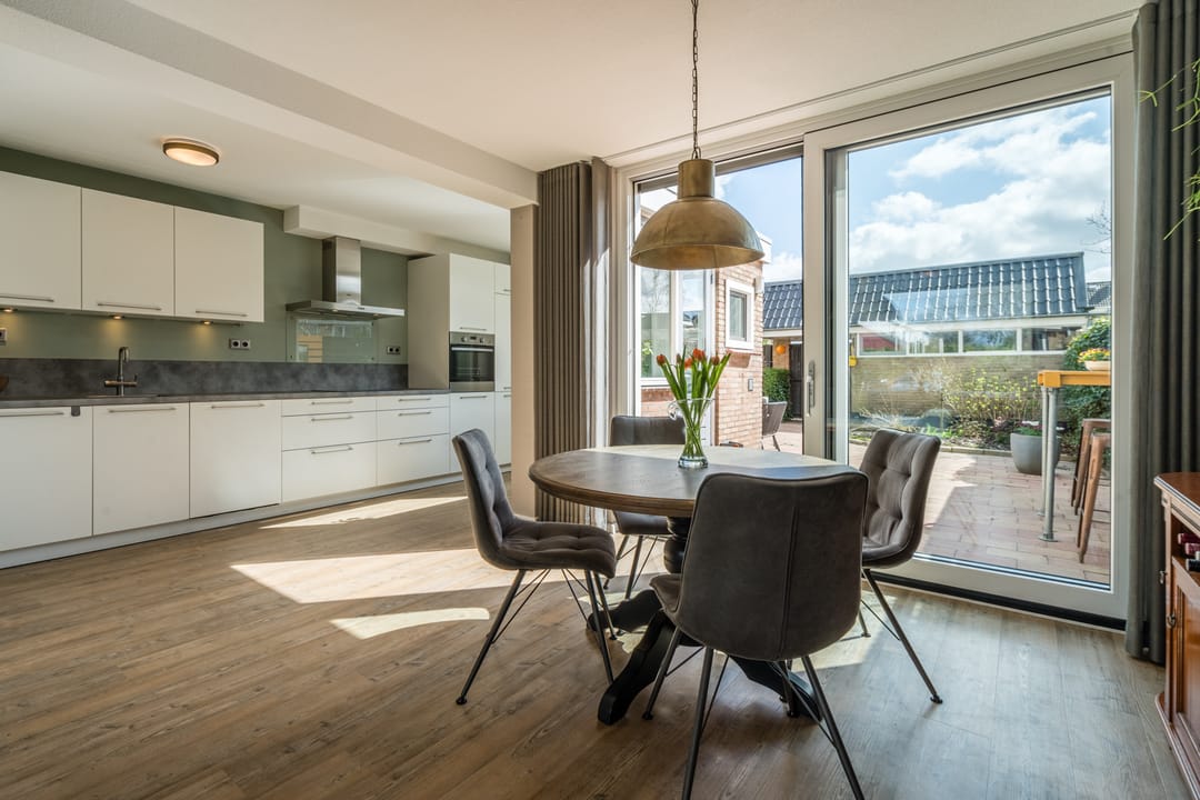 Photo 2 of Goudenregenstraat 31