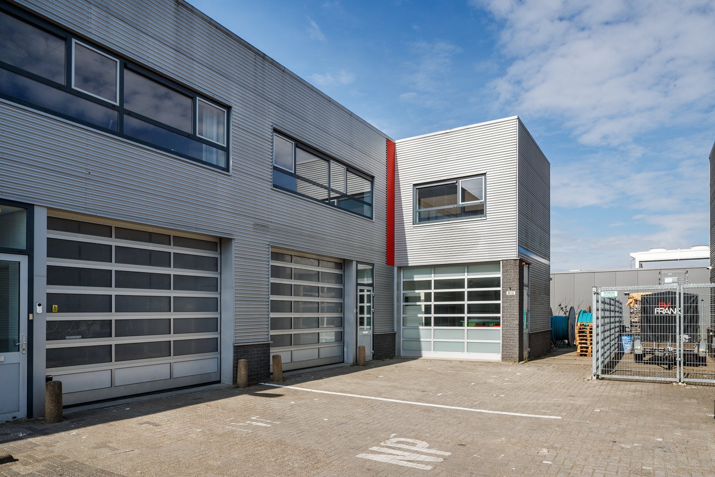 View photo 1 of Industrieweg 34-15