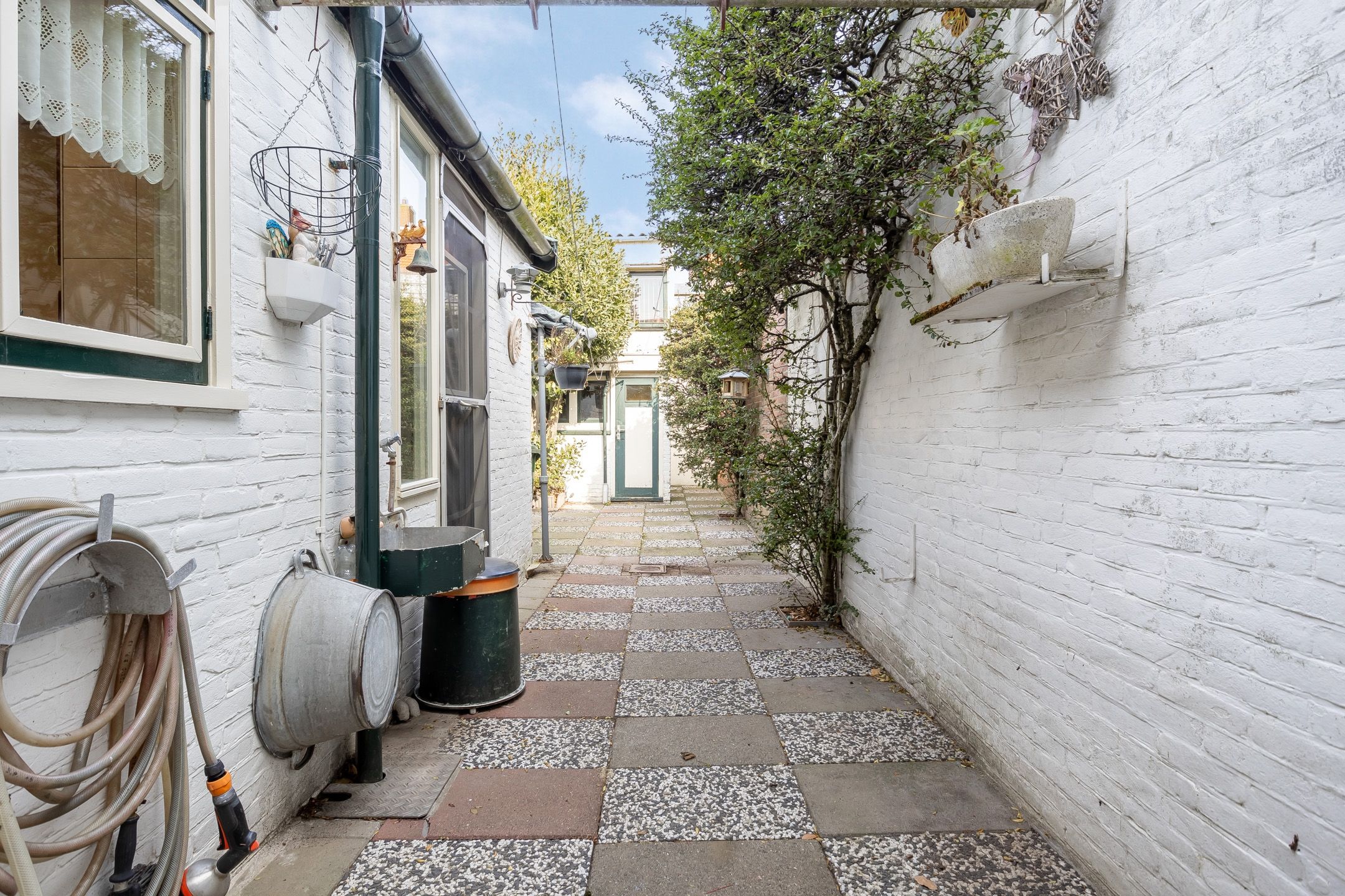 Foto 15 van Van Hogendorpstraat 57