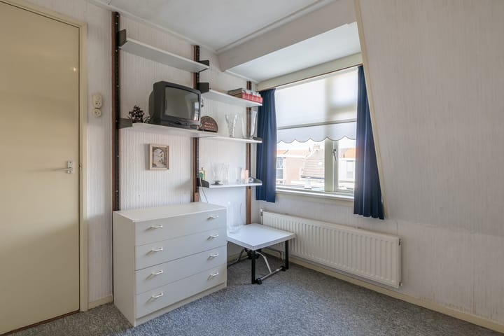 Foto 24 van Van Hogendorpstraat 57