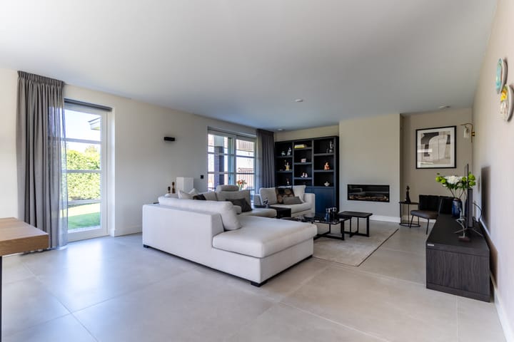 Foto 15 van Molenstraat 165