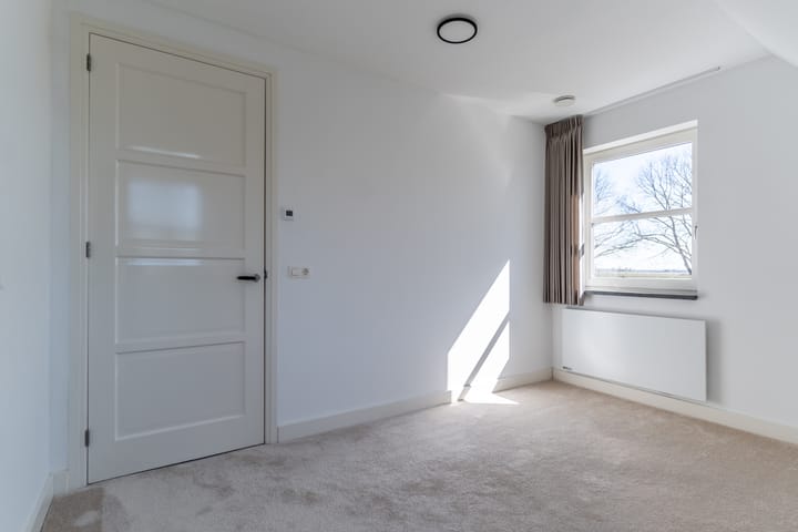 Foto 24 van Molenstraat 165