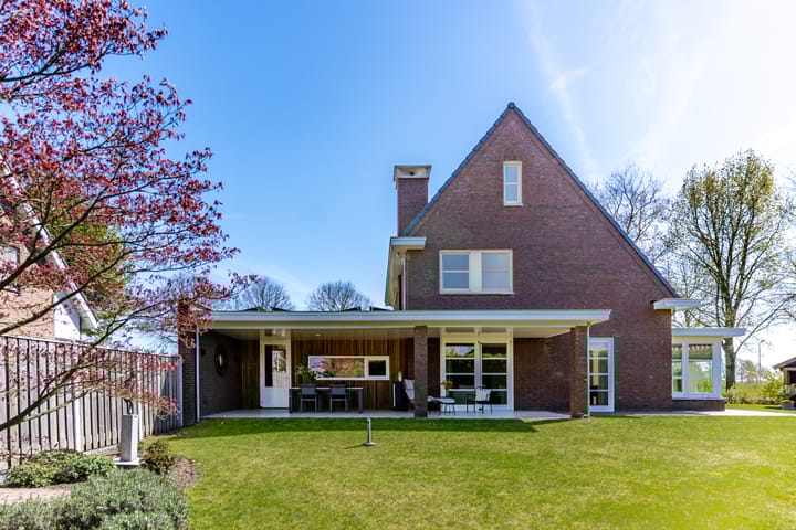 Foto 40 van Molenstraat 165