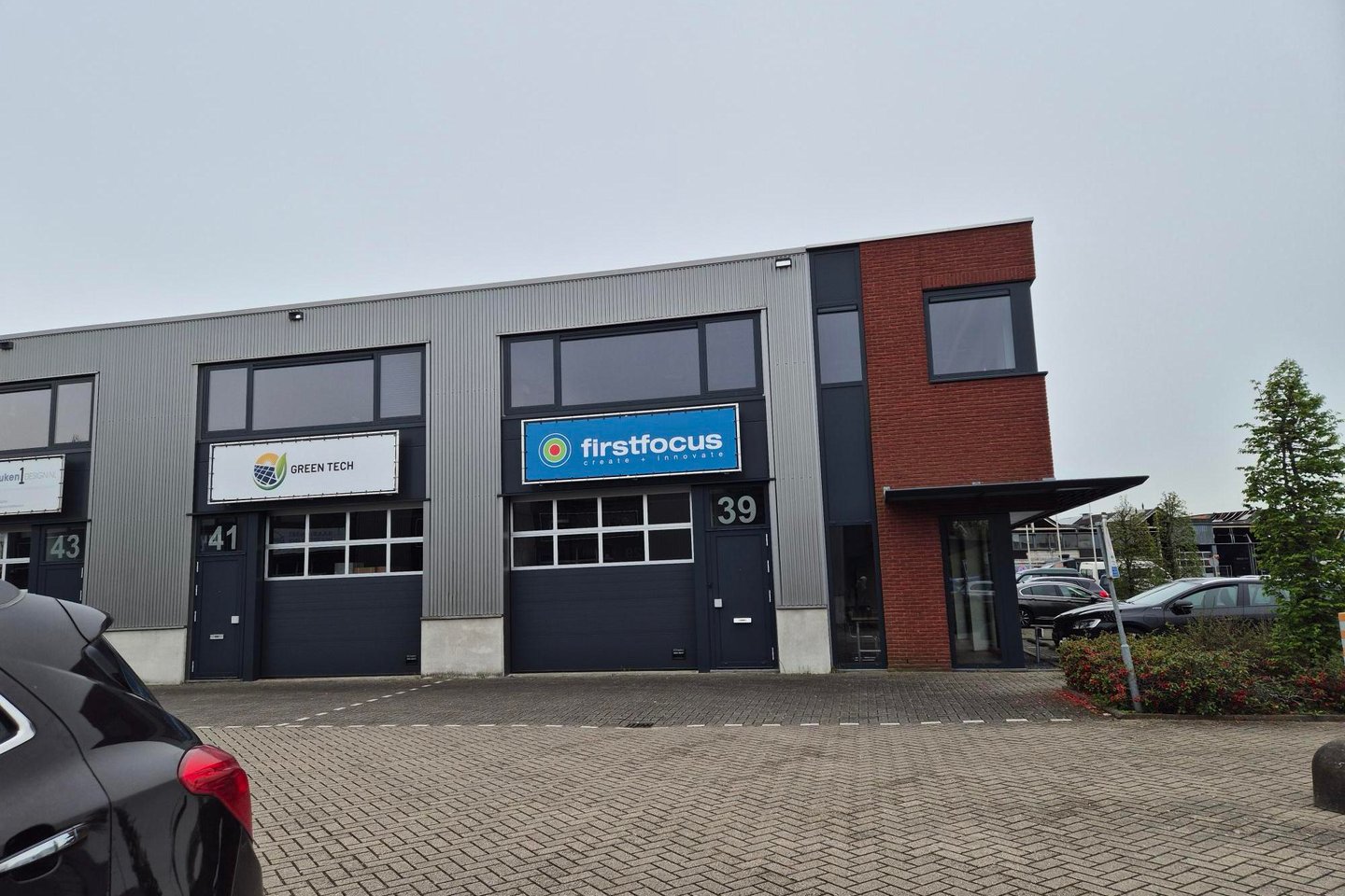 View photo 2 of Vlasakker 39