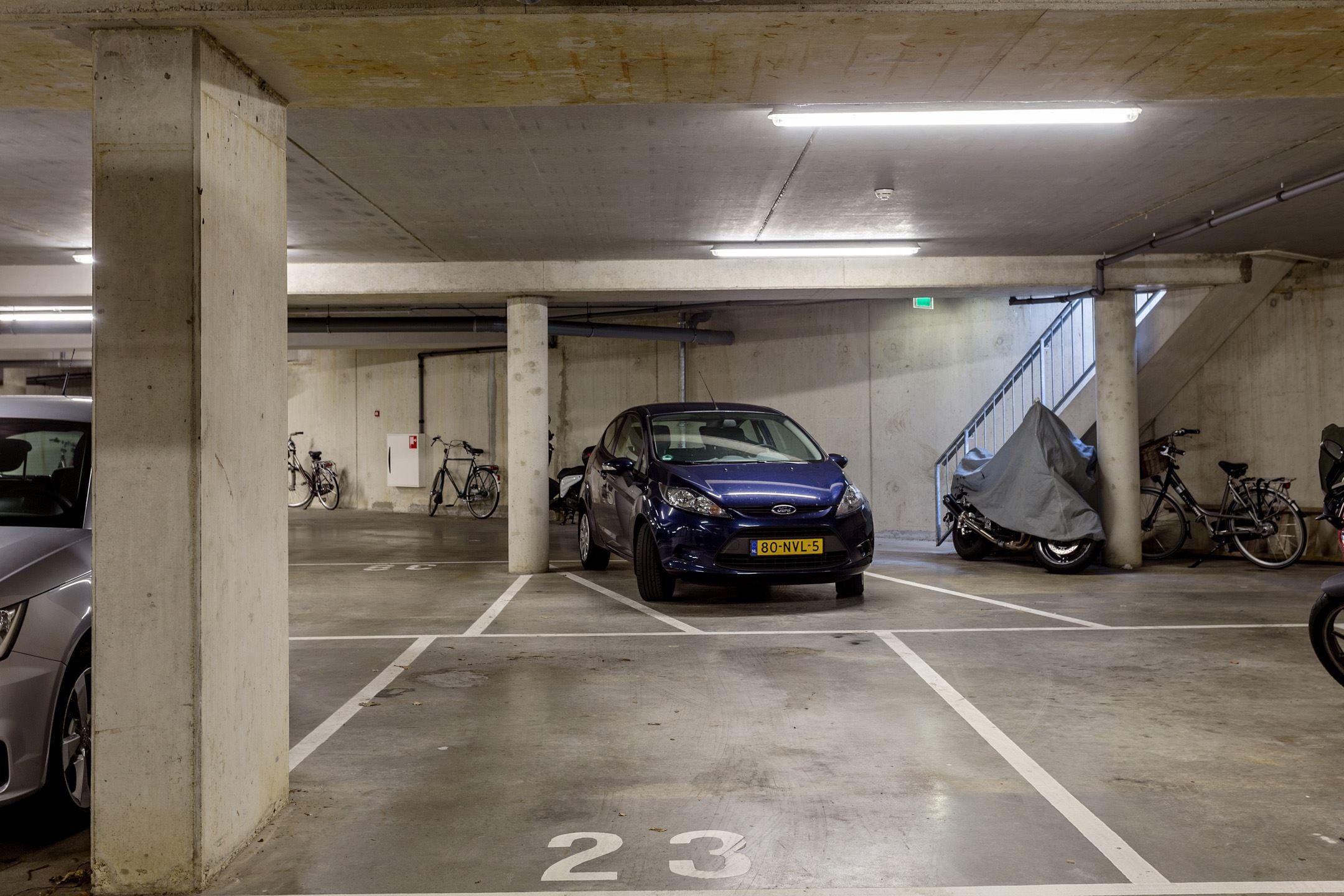 Foto 21 van Marsmanplein 190