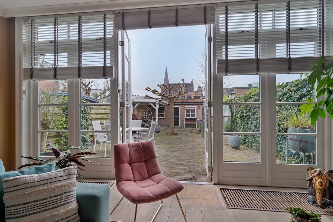 Photo 38 of Julianaweg 28