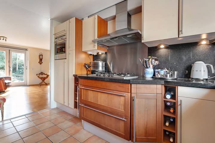 Photo 19 of Valkenakker 2